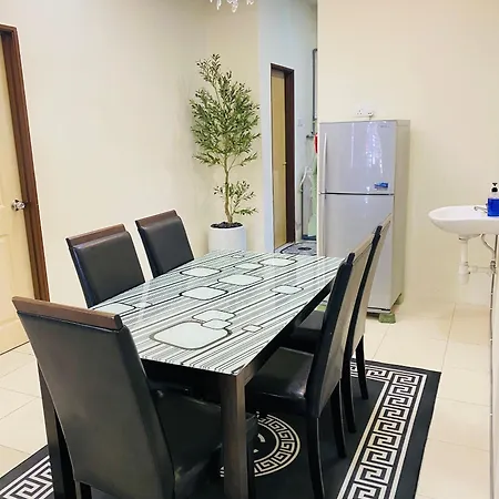 Ila Homestay Senawang Exterior photo